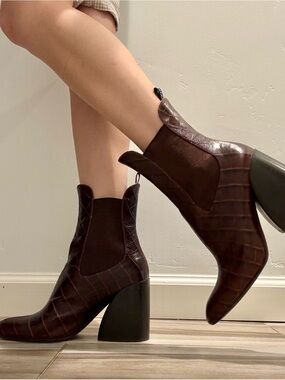 Chloe oxblood/burgundy calfskin heels